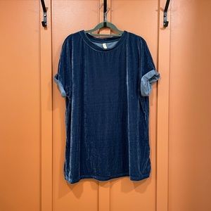 Wishlist velvet cuff sleeve t shirt